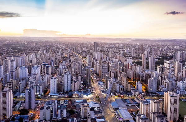 Vista de cima da cidade de Goiânia.